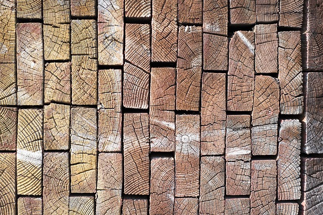 Dřevěné hranoly pro obrábění